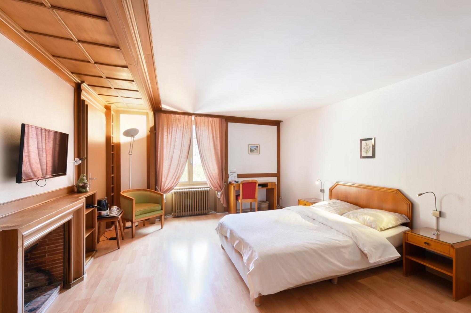 Couvet Hotel De L'Aigle חדר תמונה