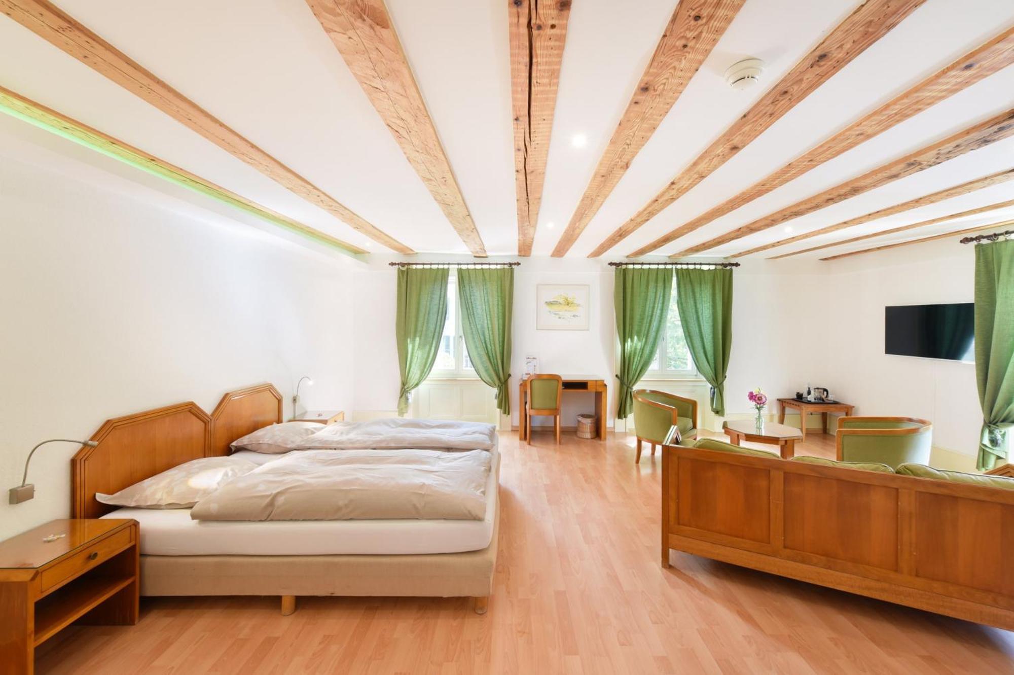 Couvet Hotel De L'Aigle חדר תמונה