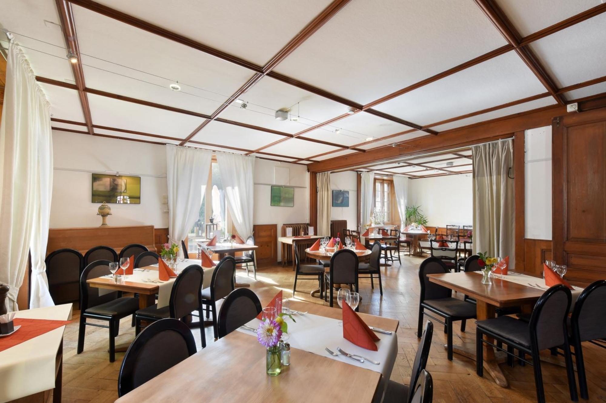 Couvet Hotel De L'Aigle מראה חיצוני תמונה