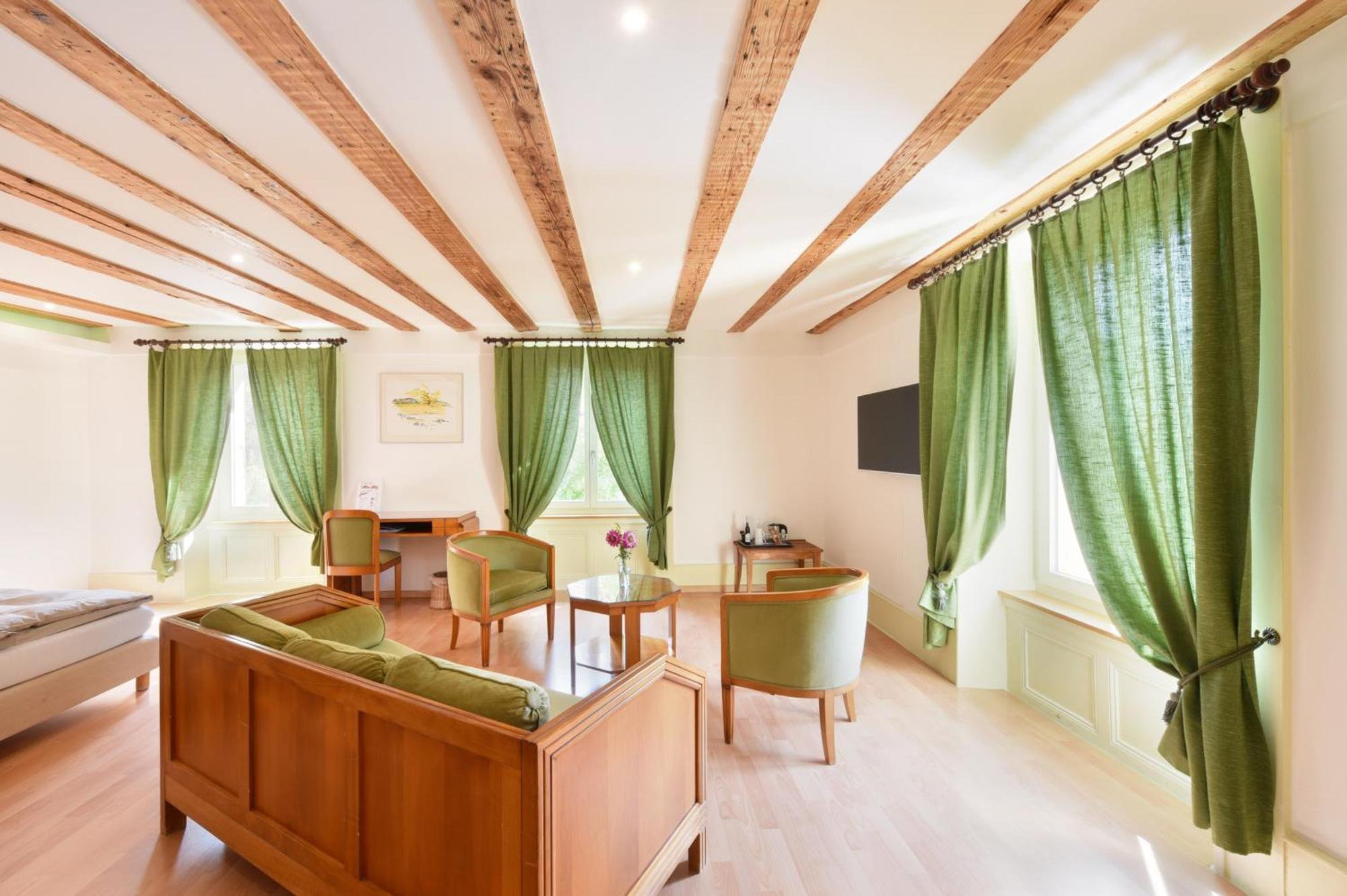 Couvet Hotel De L'Aigle חדר תמונה